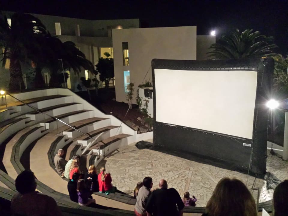 Kinderkino allsun App.-Hotel Esquinzo Beach