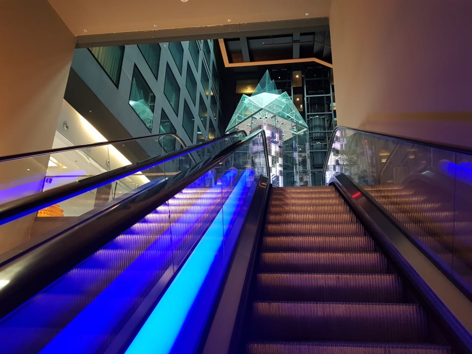 Lobby Radisson Blu Hotel Zürich Airport
