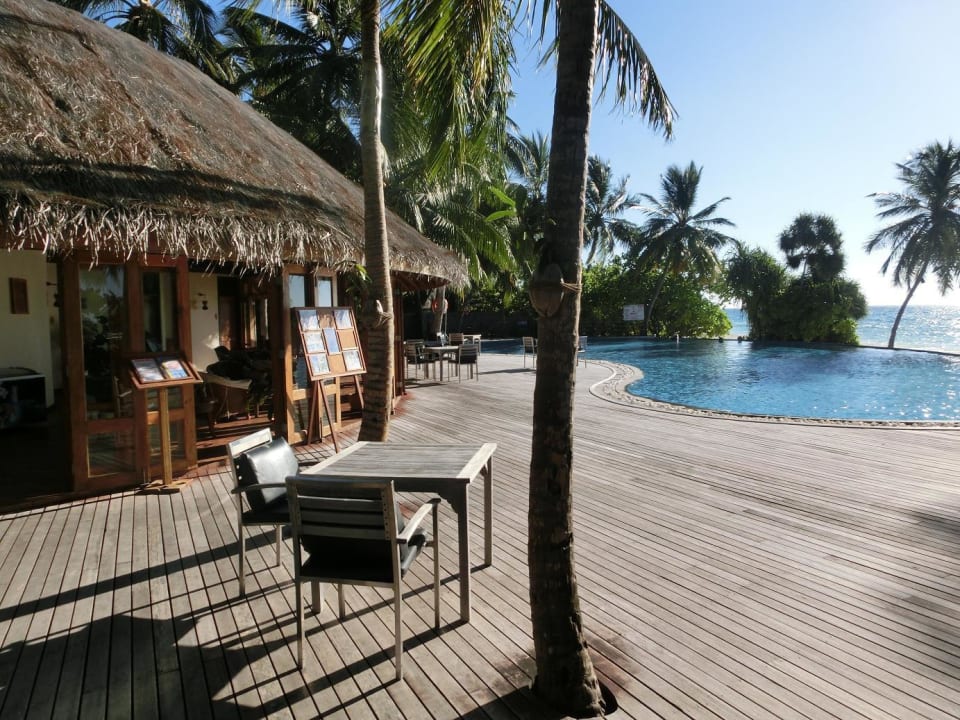 Pool und Poolbar Sun Siyam Vilu Reef