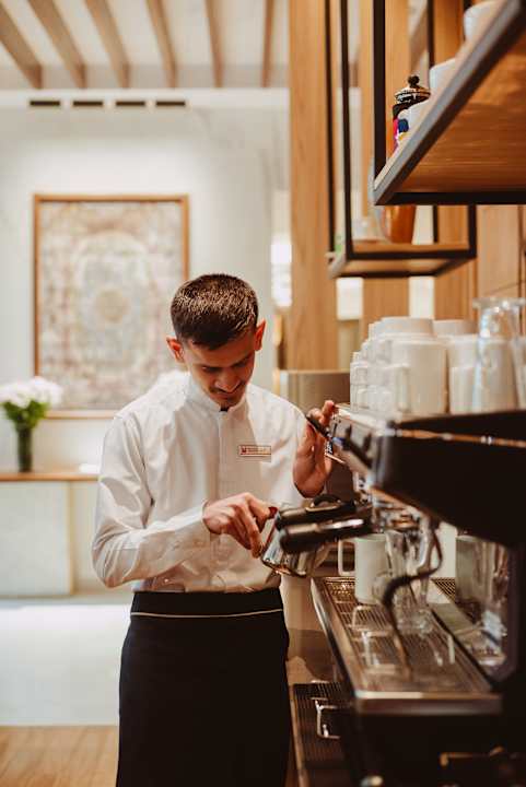 Lobby Millennium Al Masar