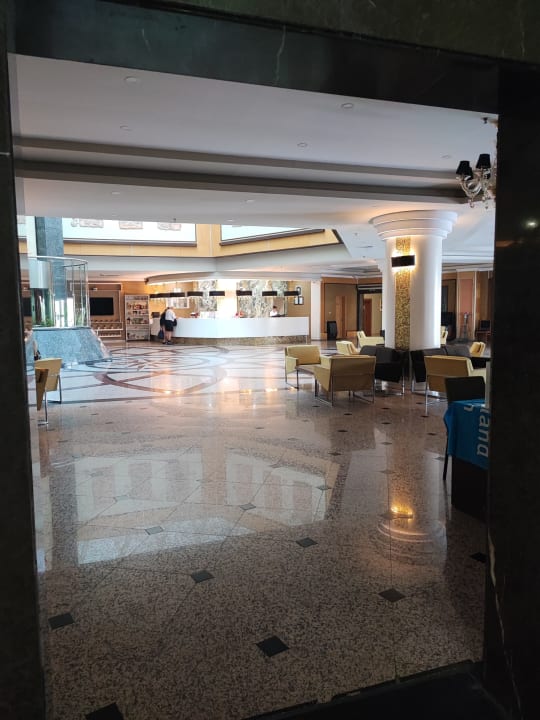 Lobby Hane Family Resort