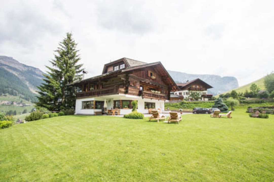 Außenansicht Mountain Chalet Pra Ronch
