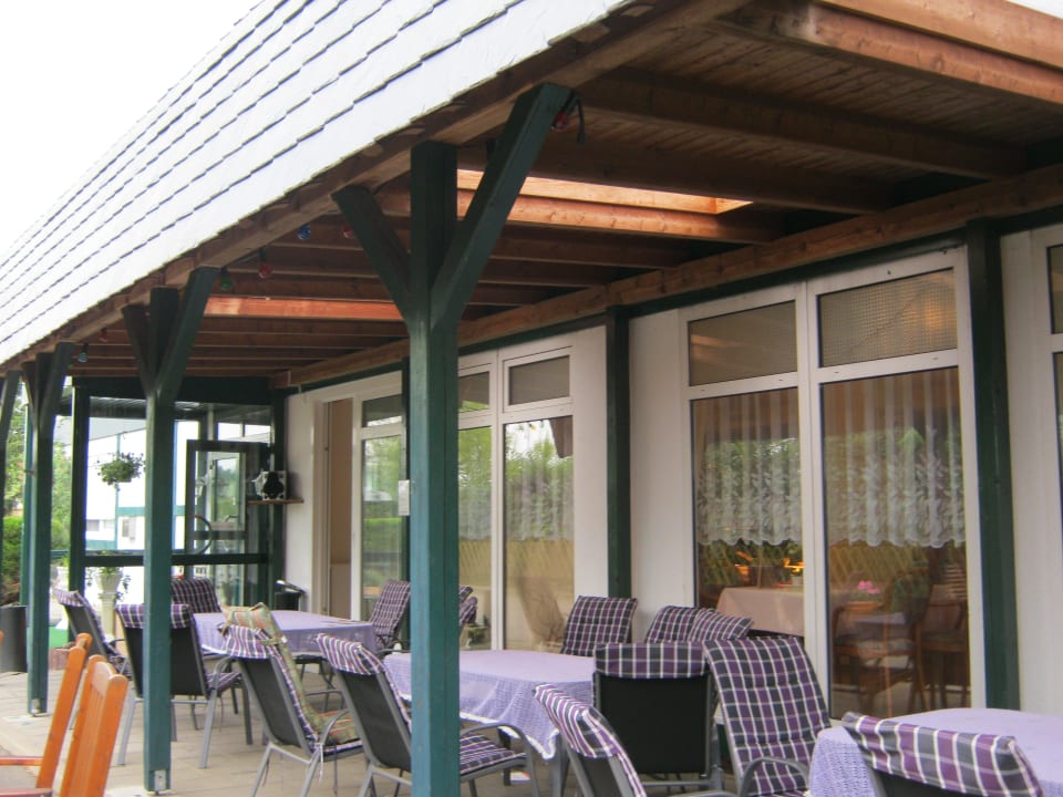 Biergarten am Eingangsbereich Spreewaldhotel Laura