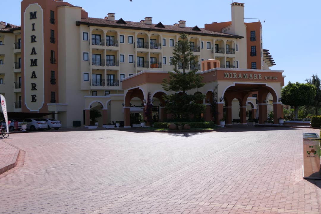 Außenansicht Miramare Queen Hotel