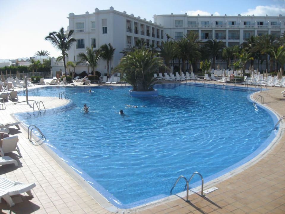 Westl. Poollandschaft am späten Nachmittag Hotel Riu Palace Maspalomas Adults Only