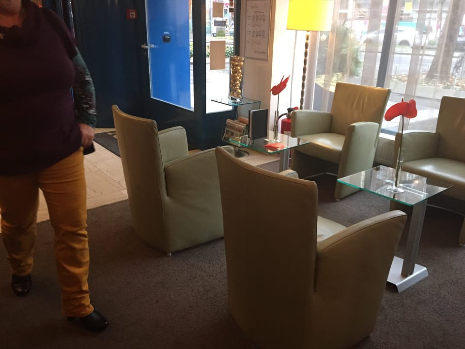 Gemütliche Sitzecke zum Warten Henriette Stadthotel Vienna