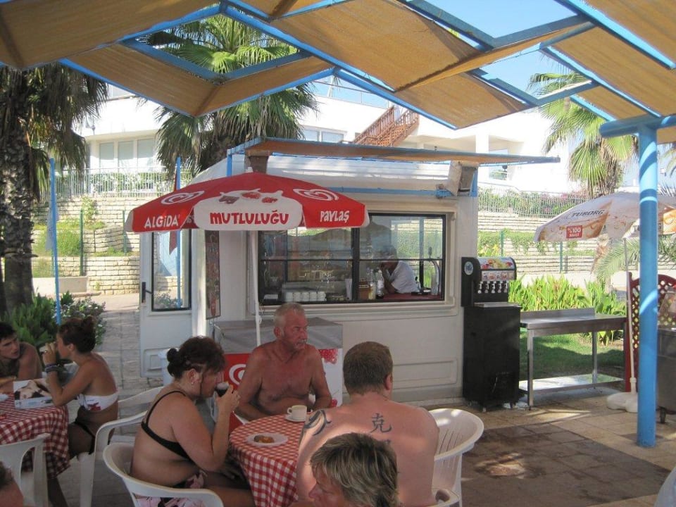 Hotel Excelsior Corinthia Asteria Collection Side