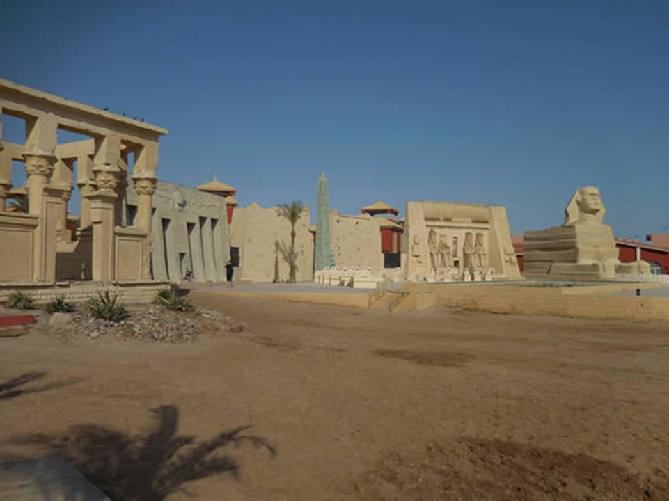 Die geschichte Ägyptens in der Anlage augestellt Pickalbatros Alf Leila Wa Leila Resort - Neverland Hurghada