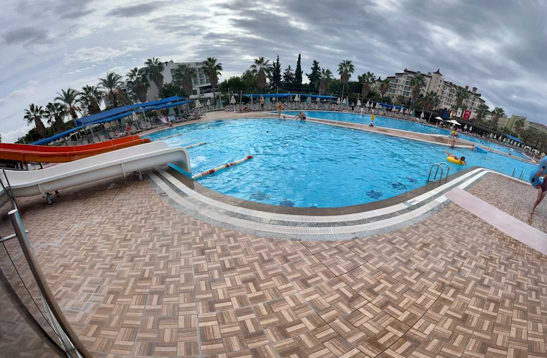 Pool VONRESORT Golden Beach