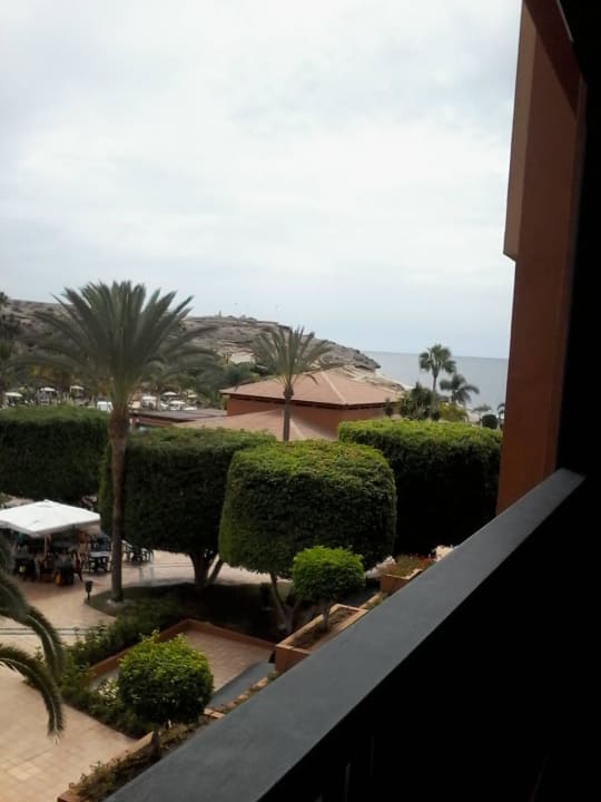 Gebuchter Meerblick nach rechts H10 Costa Adeje Palace