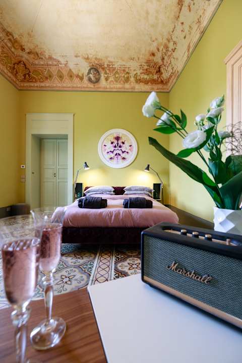 Zimmer Castle Elvira - The Castle & The Cottage