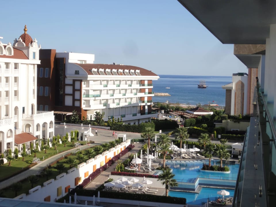 Blick vom Balkon Side Sunport Hotel & Spa