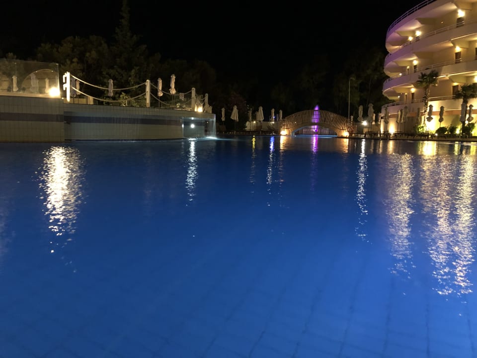 Pool Hotel Kalithea Mare Palace