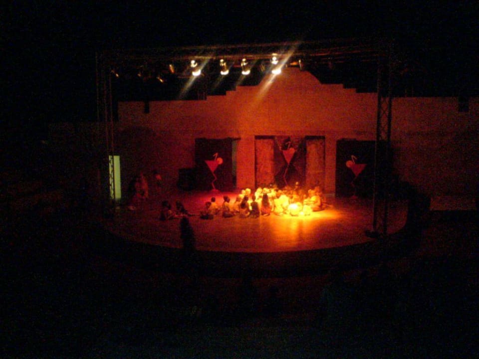 Amphitheater am Abend Sentido Caribbean World Soma Bay