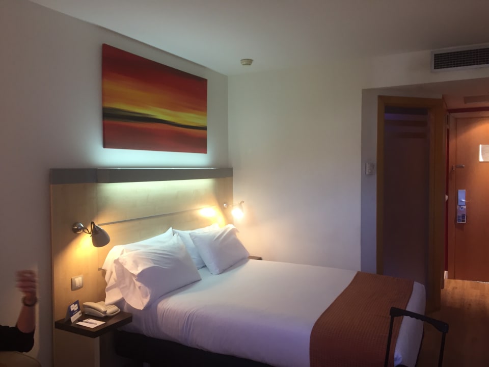 Zimmer Hotel Holiday Inn Express Molins De Rei