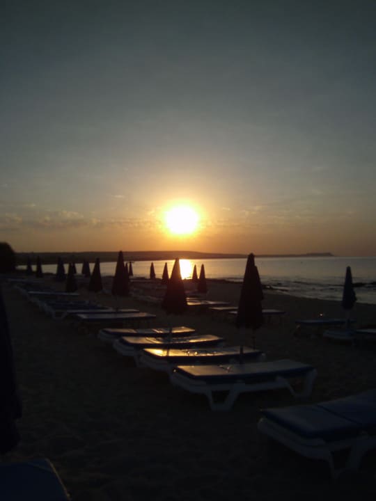 Sonnenaufgang Asterias Beach