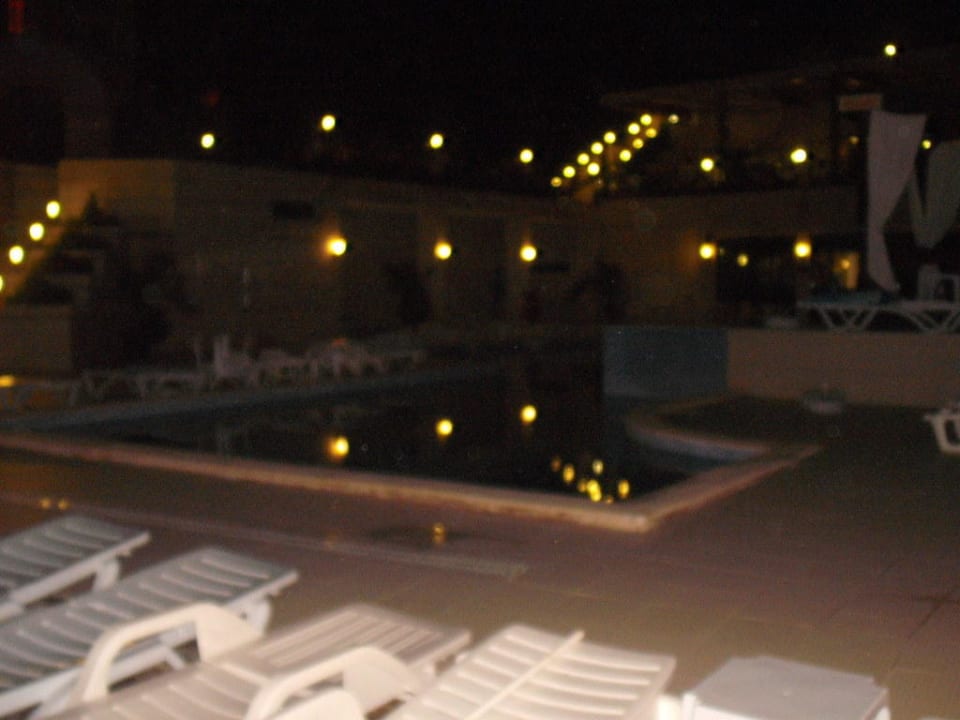 Der Pool Hotel Bilyana Beach
