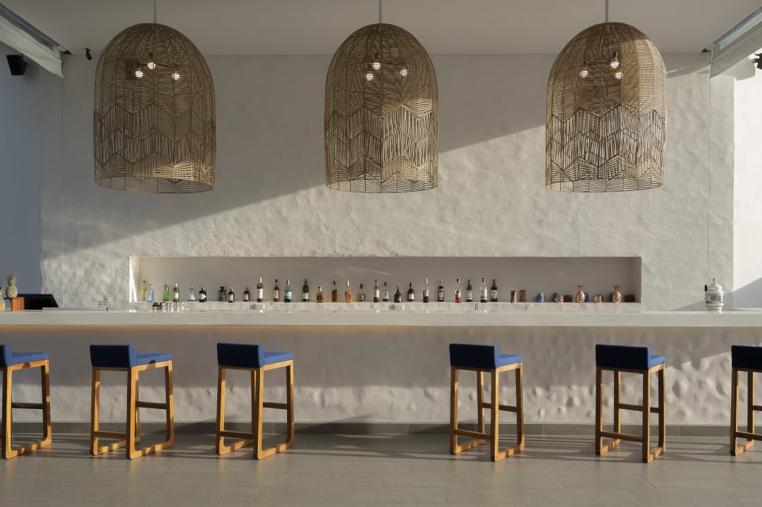 Gastro Melia Phuket Mai Khao