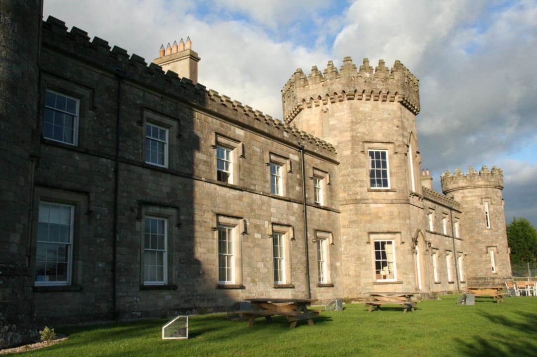 Schlosshotel Hotel Dungiven Castle