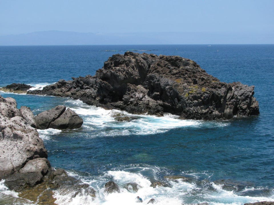 Felsen neben dem Hotel Hotel Riu Buenavista