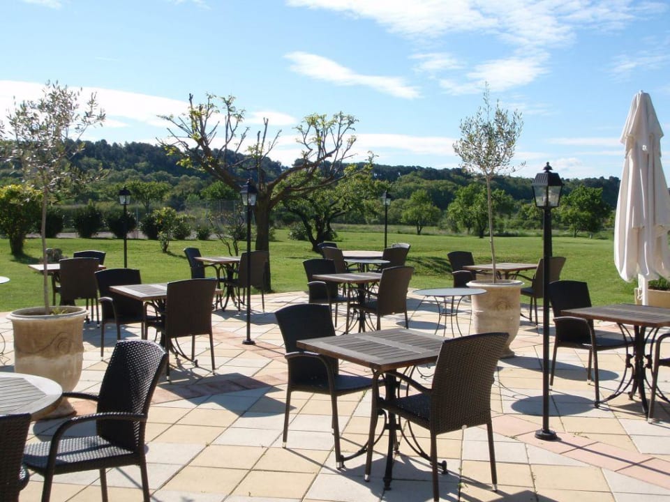 Terrasse des Restaurants Hotel Le Mas de Guilles