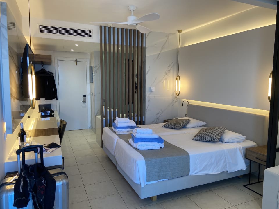 Zimmer Hotel Calypso Beach