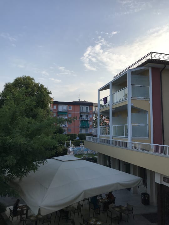 Außenansicht Hotel Bisesti