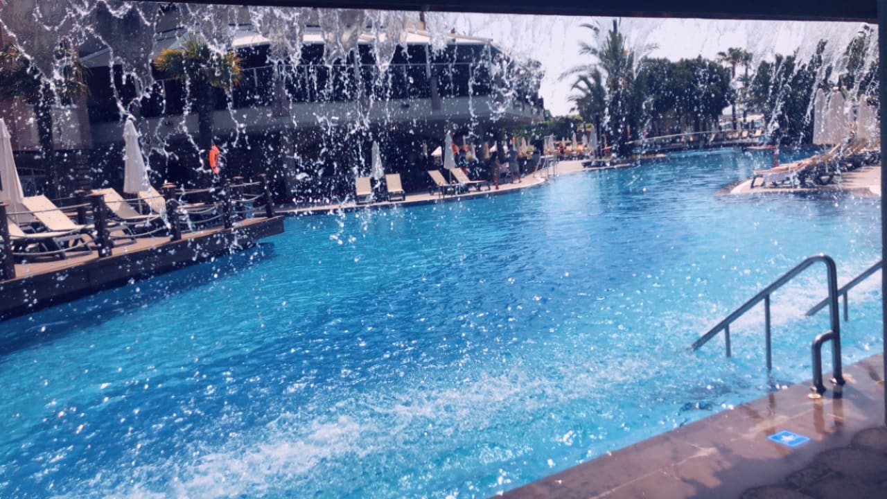 Pool Papillon Zeugma Relaxury