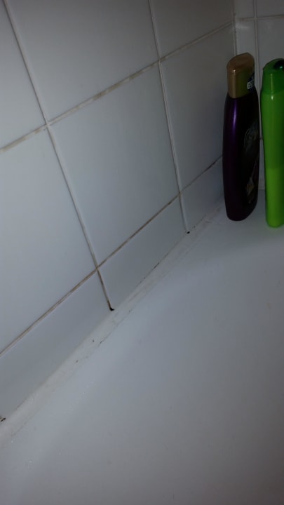 Wannenbereich Das Gutenbrunn Thermen & Sporthotel