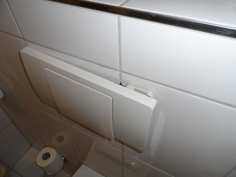 Toilettenspülung PLAZA INN Hamburg Moorfleet