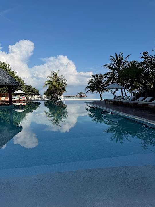 Pool Adaaran Select Meedhupparu Island Resort - Premium All Inclusive