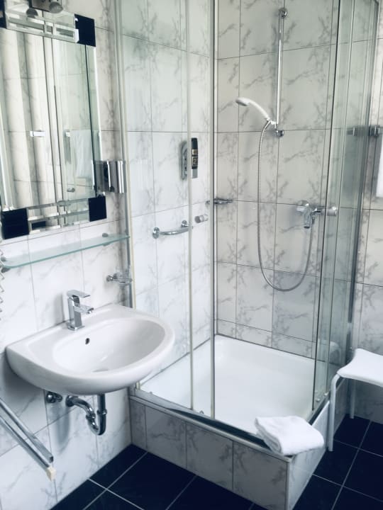 Zimmer Hotel Monopol