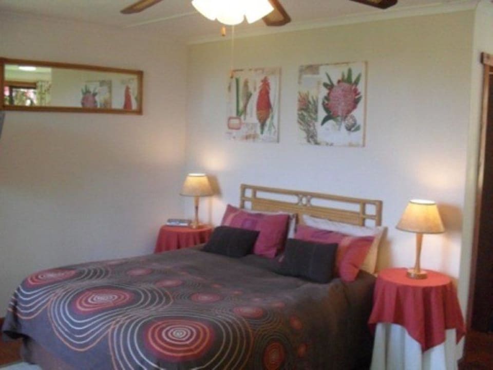 Log Cabin  Zuider Zee Guest House