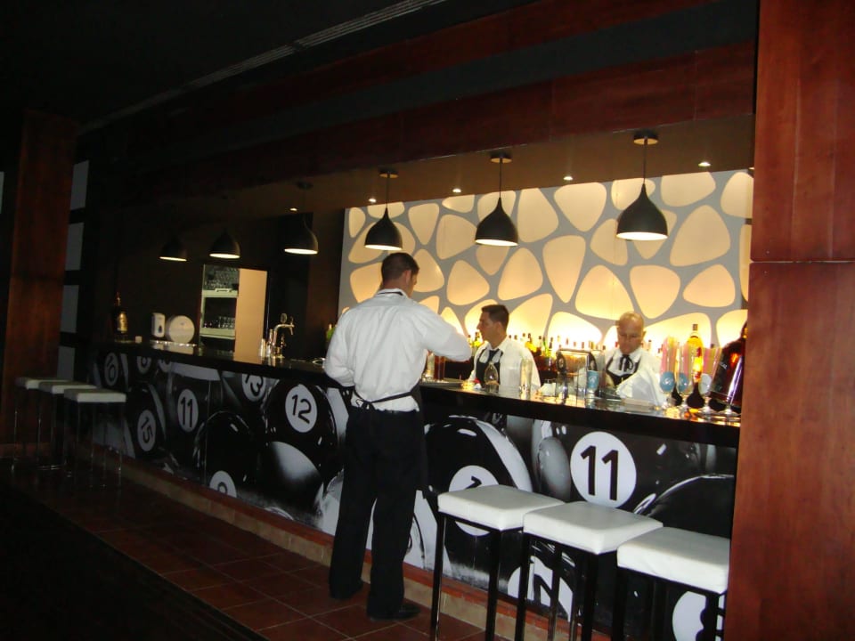 Sportbar Royalton Hicacos Resort & Spa - Adults only