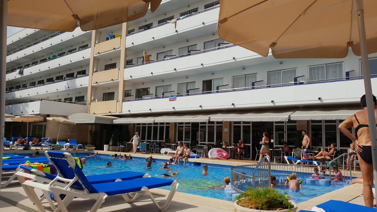 Pool Hotel Mariant