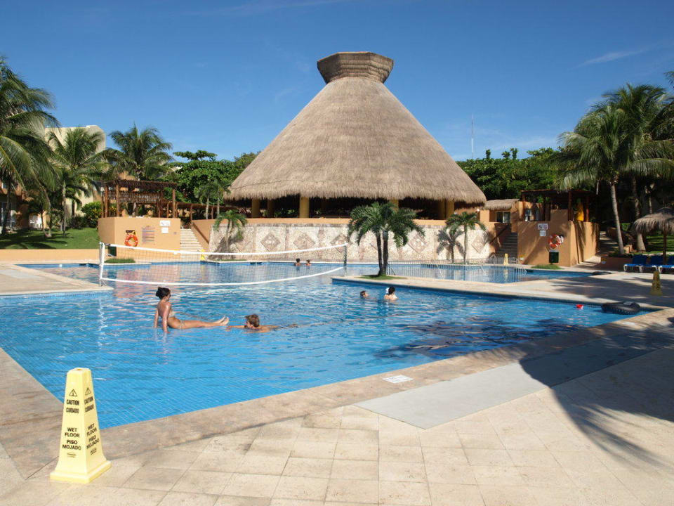 Pool mit Poolbar Viva Azteca by Wyndham - All Inclusive Resort