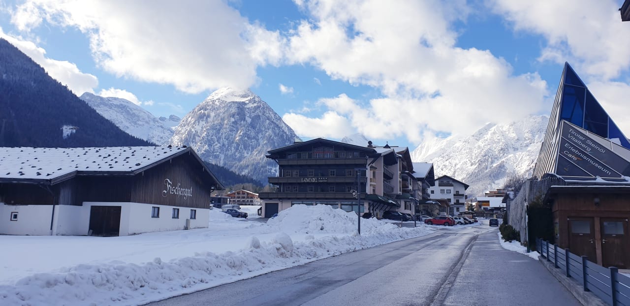 Außenansicht Das Karwendel - Ihr Wellness Zuhause am Achensee