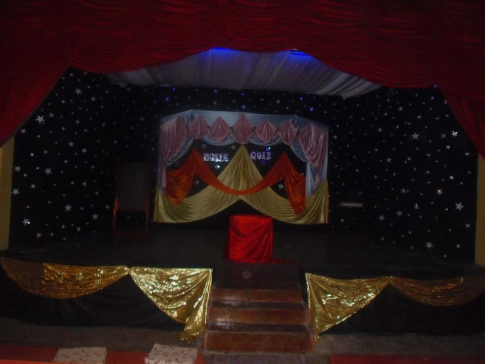 Bühne im Theater Giftun Azur Resort