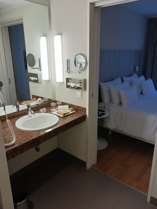 Zimmer NH Collection Hamburg City