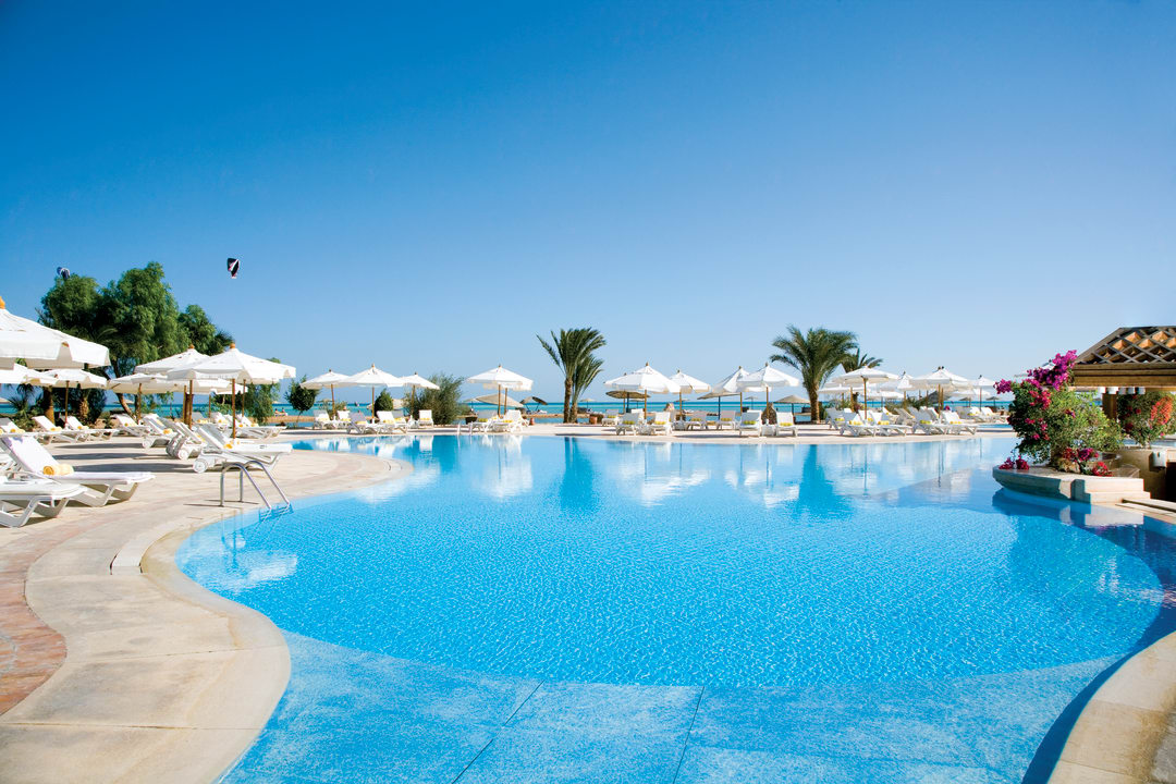 Pool Mövenpick Resort & Spa El Gouna