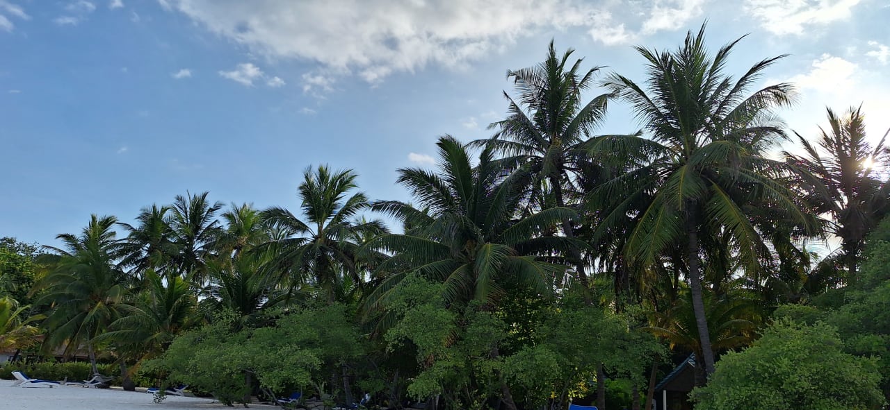 Strand Meeru Maldives Resort Island