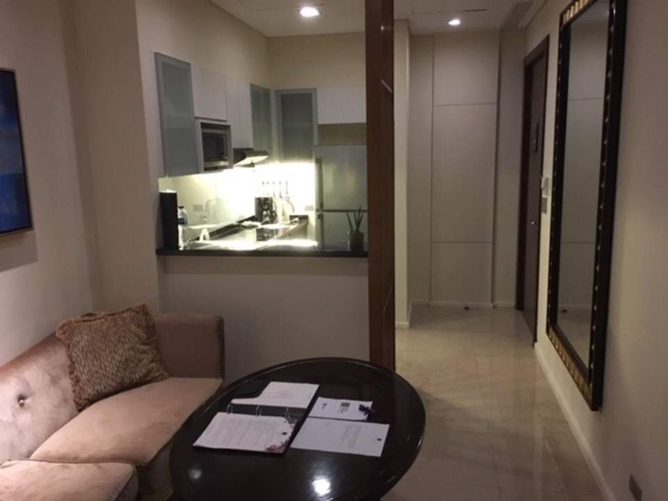 Zimmer Oakwood Premier Joy-Nostalg Center Manila