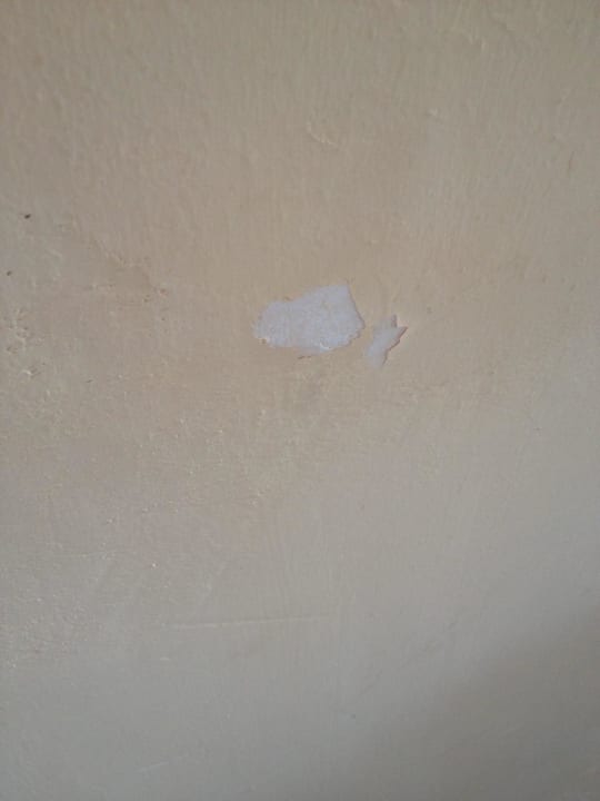 Abgebröckelte Wand Hotel Bahia del Sol