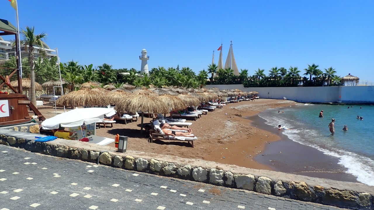 Strand Rubi Platinum Sign