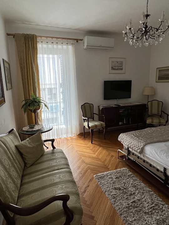 Zimmer Central Palace Apartment