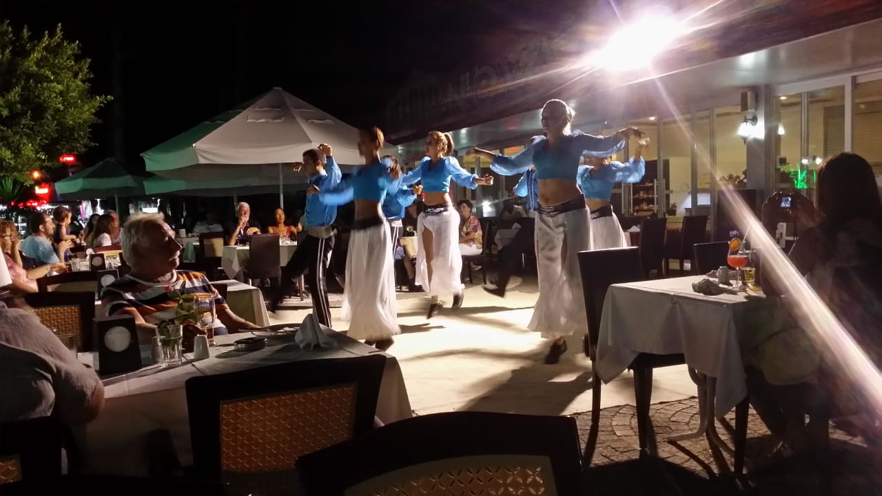 Türkischer Abend  Clover Magic Nova Beach