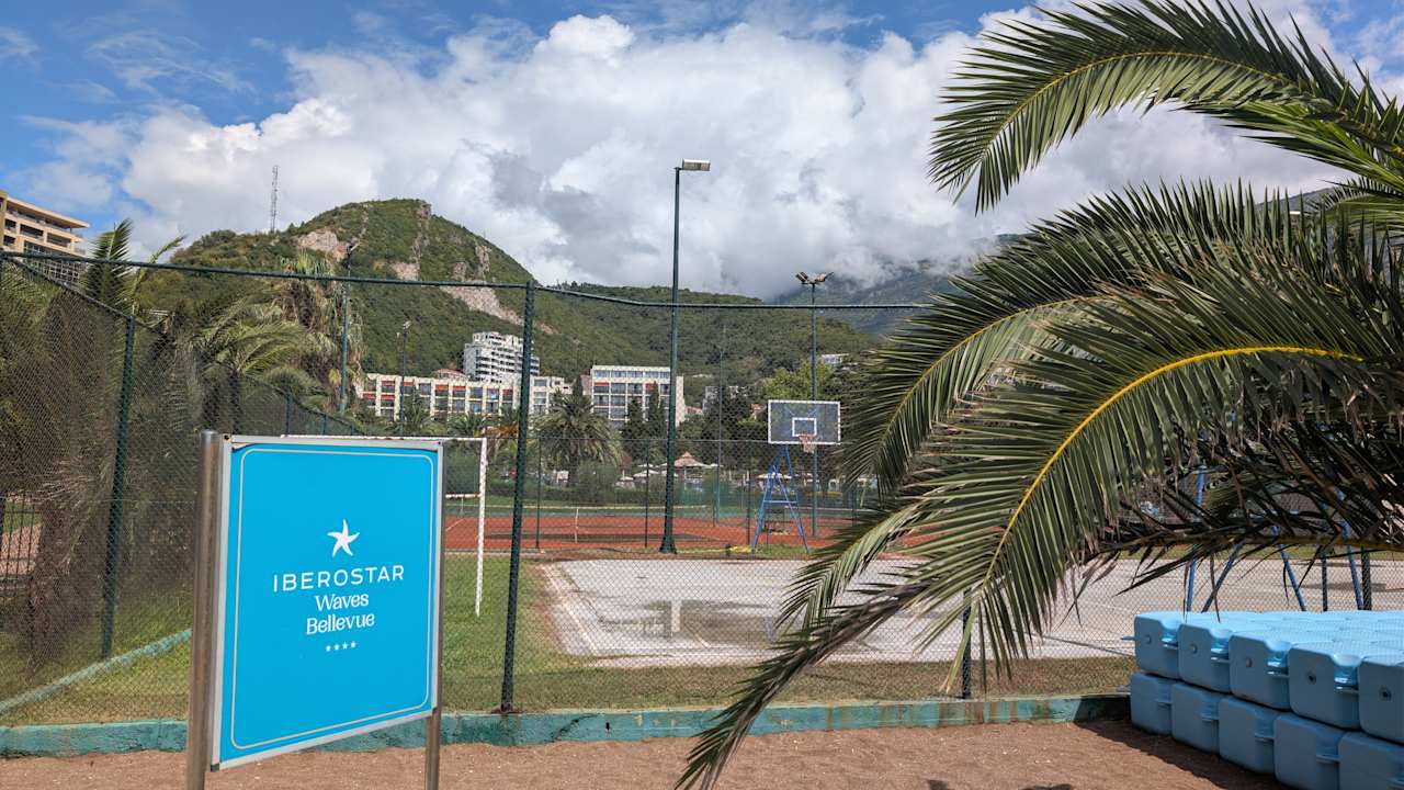 Außenansicht Iberostar Waves Bellevue