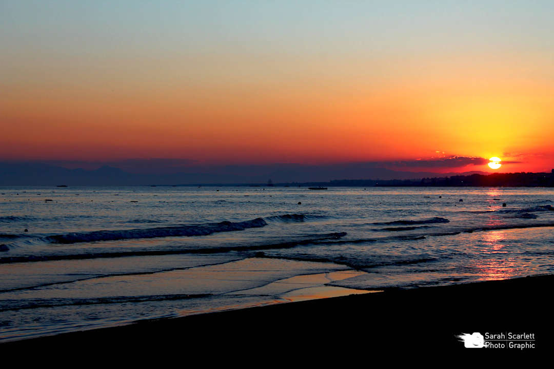 Sonnenuntergang Hotel Thalia Unique