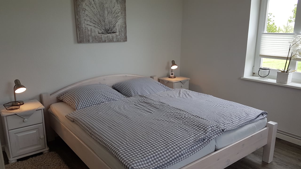 Zimmer Ferienhaus Hemenswarft direkt an der Nordsee mit Meerblick