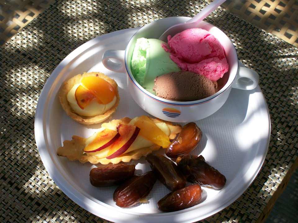 Mein täglicher Nachtisch, Eis super lecker The Orangers Beach Resort and Bungalows